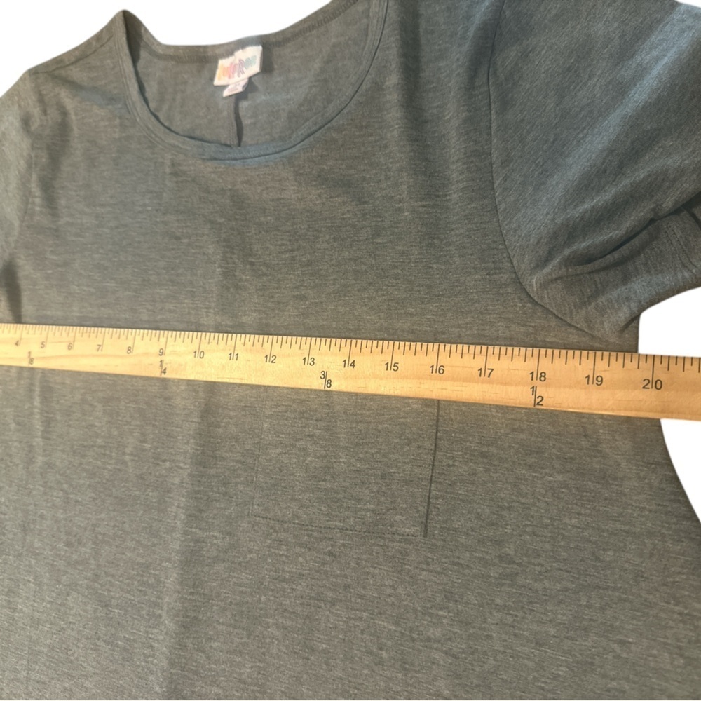 Lularoe Swing Tunic Top Size Medium Heather Gray Short Sleeve Chest Pocket - Picture 6 of 9